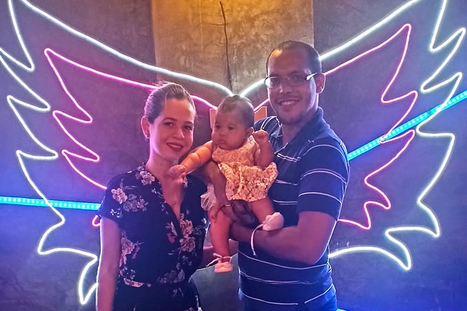 Leomar Esparragoza familia